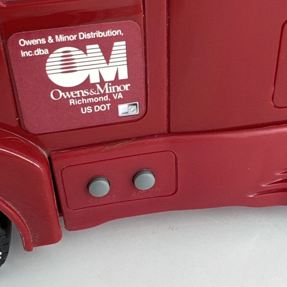 Semi Truck‎ (Plastic) & Metal Trailer Owens & Minor by Funrise w/Sound VTG 2002